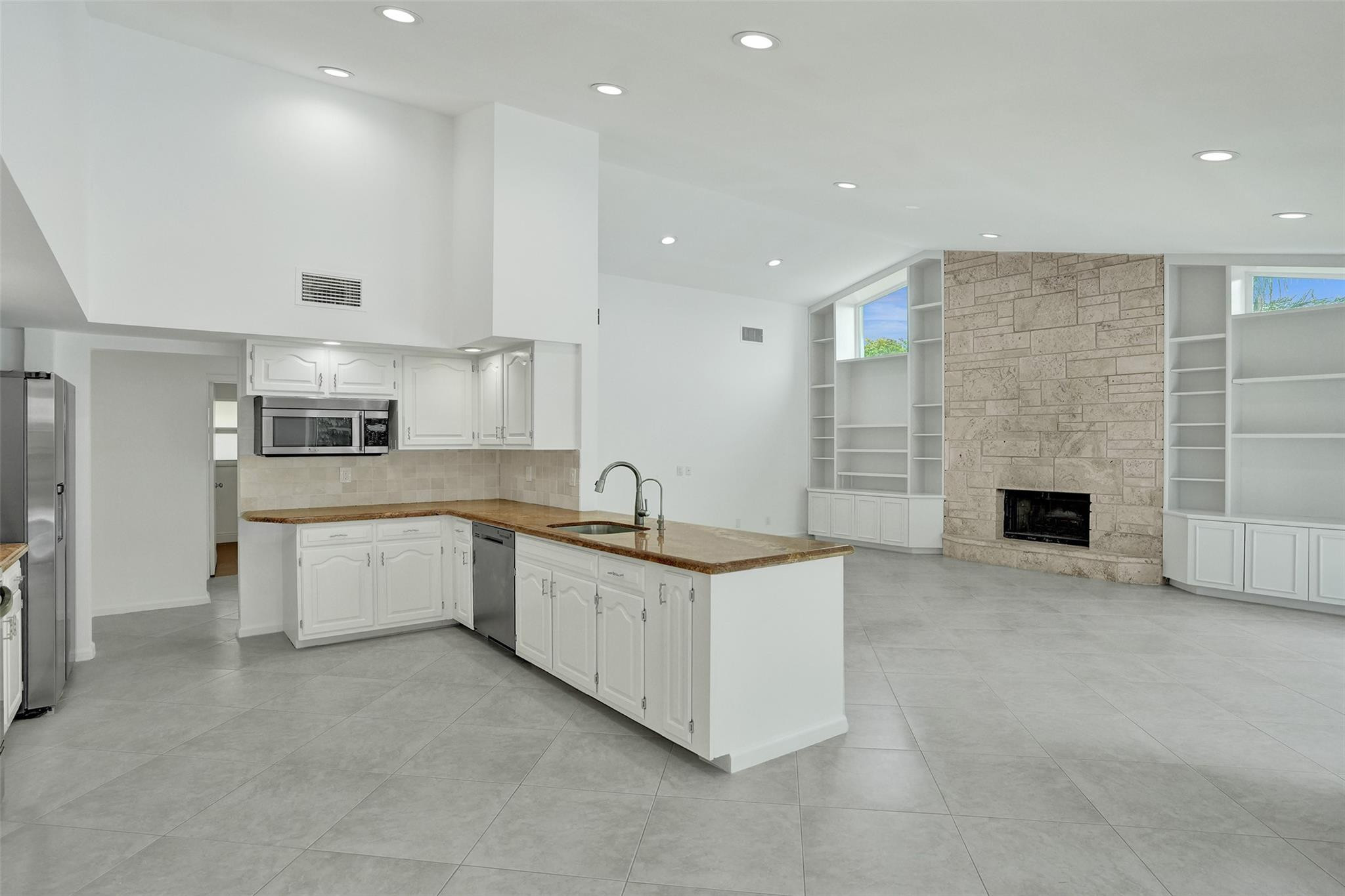 4600 Northwest 28th Avenue Boca Raton, FL 33434 - Photo 9 of 45 Photo 9