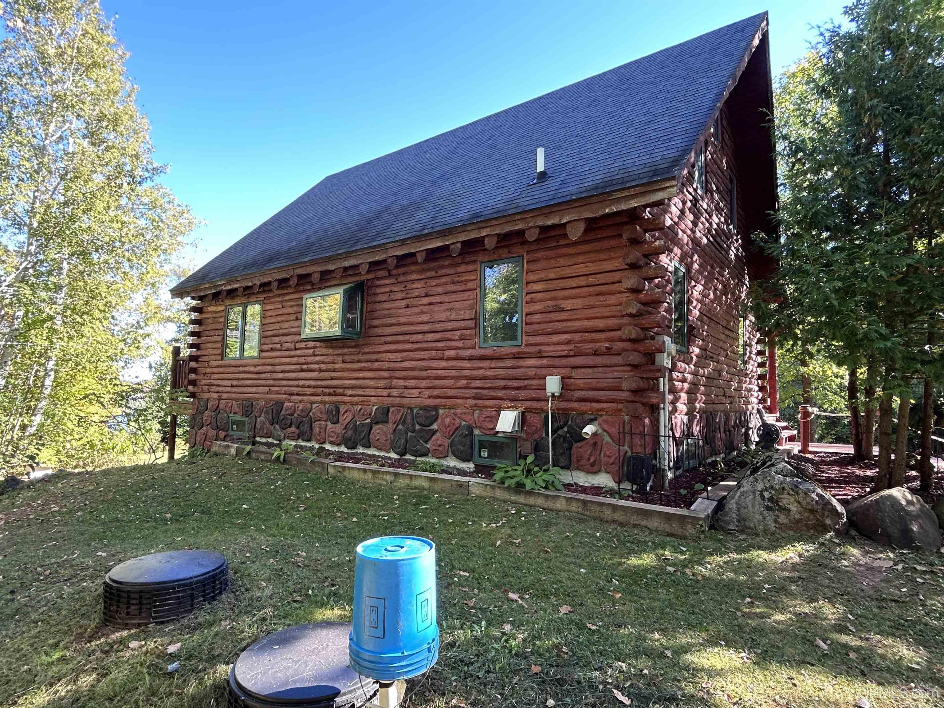 16189 East Shore Road Bergland, MI 49910 - Photo 5 of 71