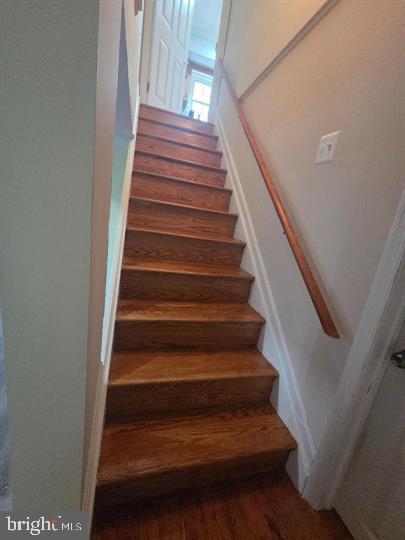 6901 Huntsman Boulevard Springfield, VA 22153 - Photo 41 of 46