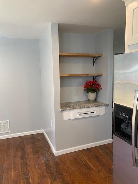 2691 Howey Road Columbus, OH 43211 - Photo 5 of 16 COFFEE BAR