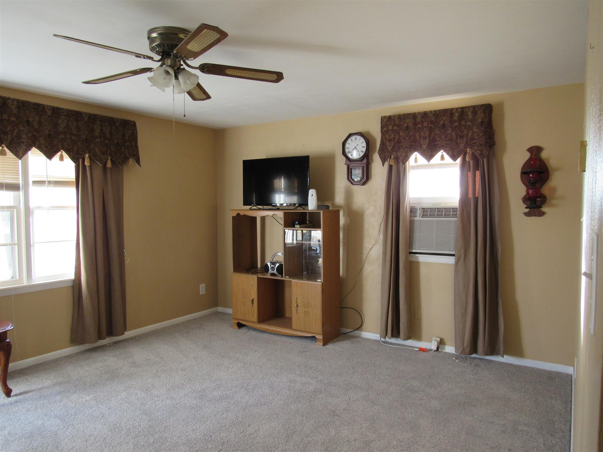 1366 East Rudder Road Salem, IN 47167 - Photo 12 of 19 Gallery Image 12