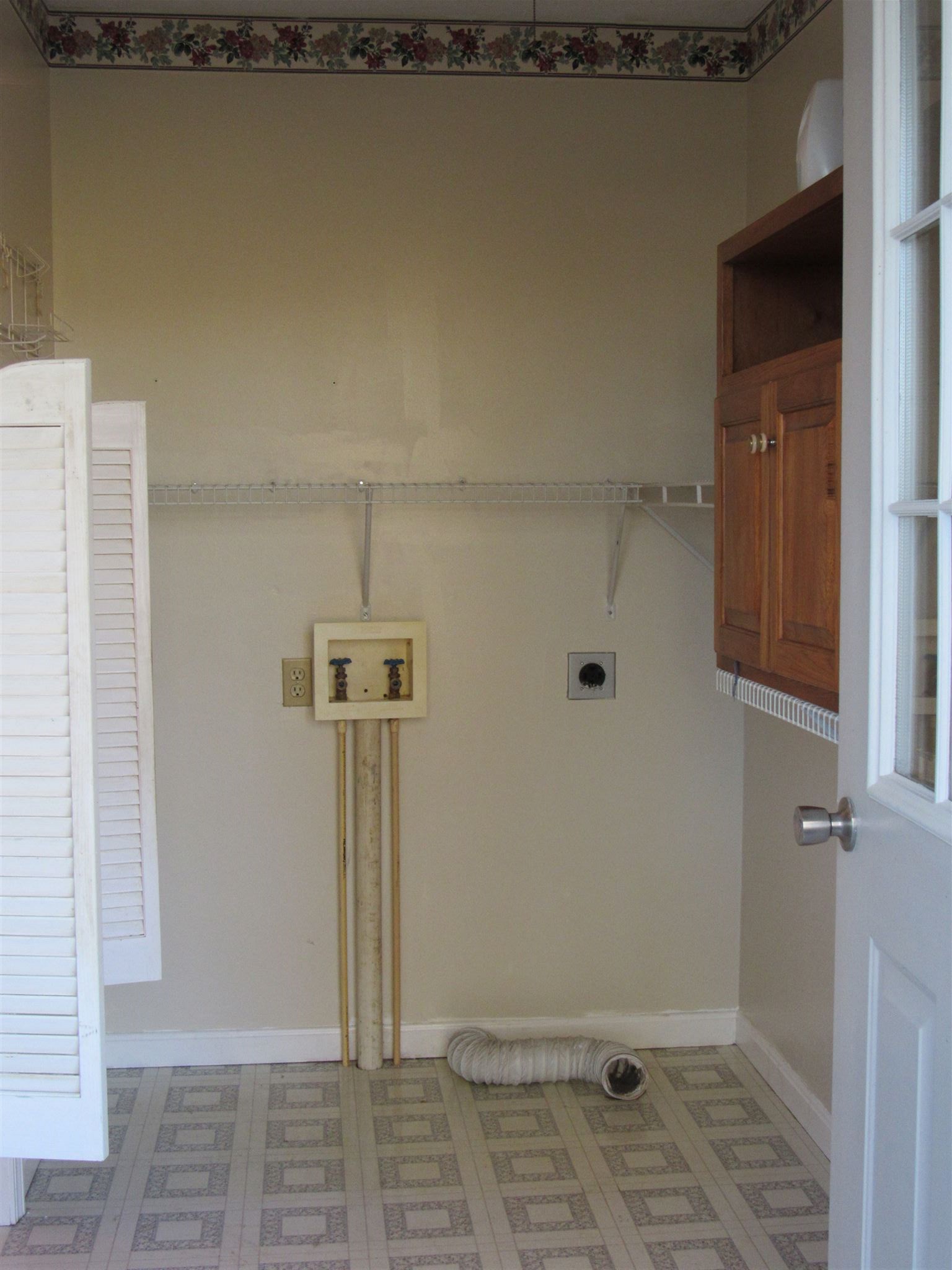 1366 East Rudder Road Salem, IN 47167 - Photo 17 of 19 Gallery Image 17