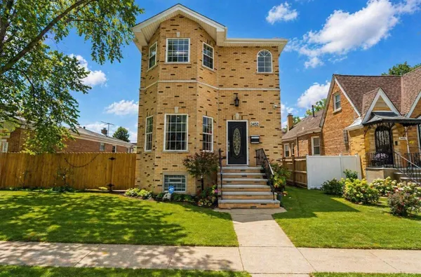 $740,000 | 3452 North Newcastle Avenue, Chicago, IL 60634