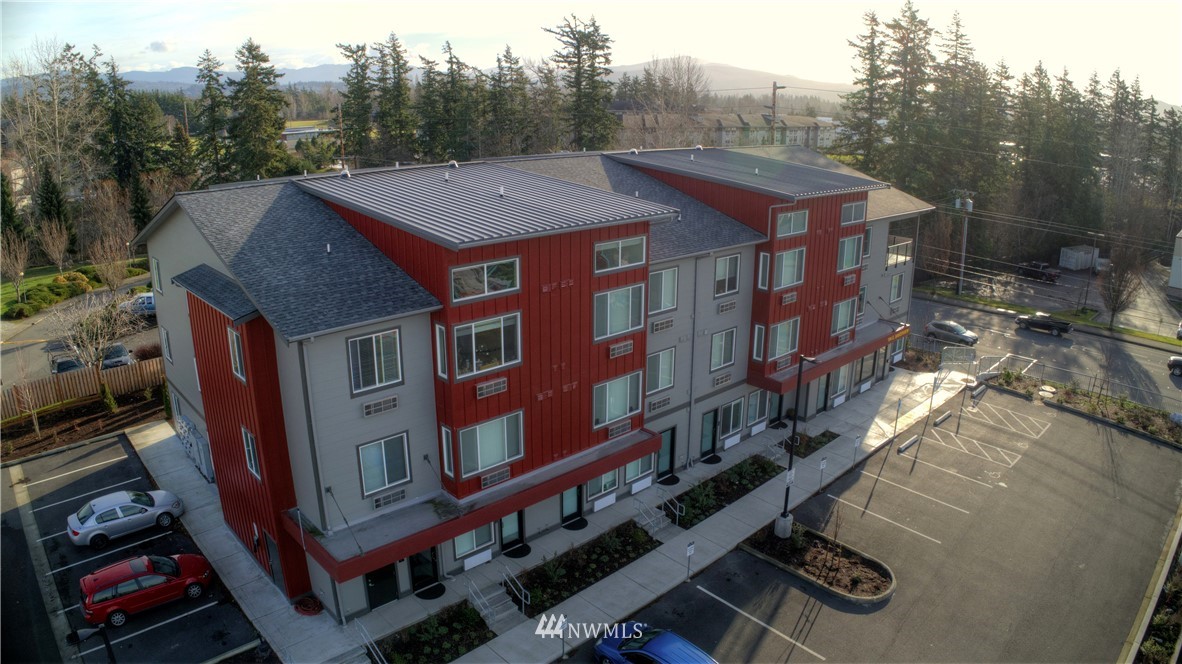 194 East Bakerview Road Bellingham, WA 98226 - Photo 2 of 21 Gallery Image 2