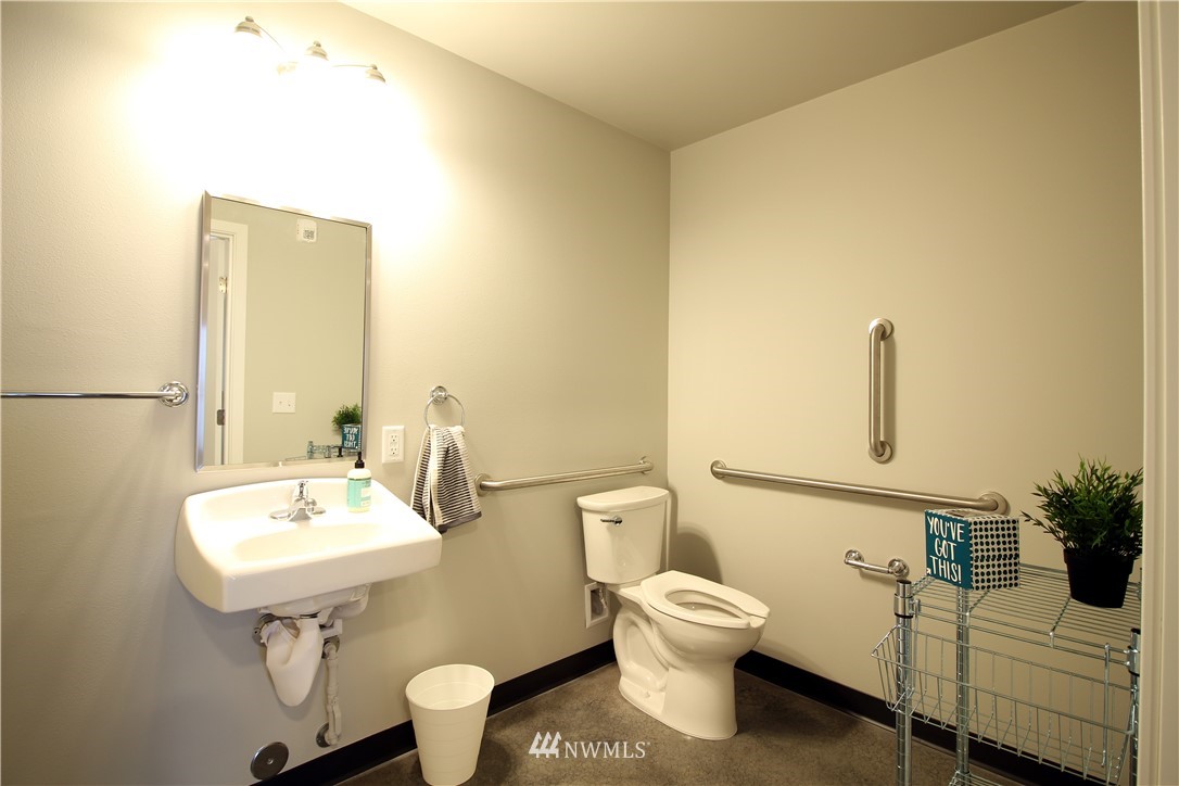 194 East Bakerview Road Bellingham, WA 98226 - Photo 11 of 21 Gallery Image 11
