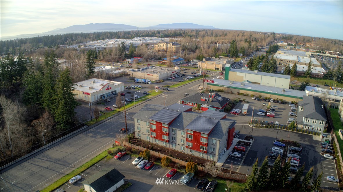 194 East Bakerview Road Bellingham, WA 98226 - Photo 6 of 21 Gallery Image 6