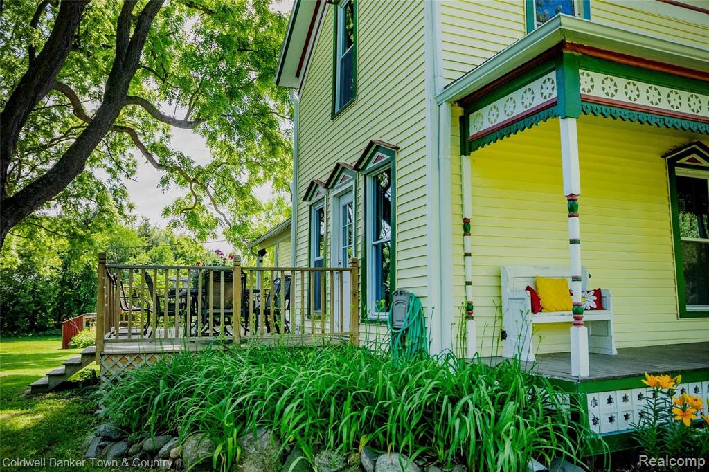 5900 Mack Road Howell, MI 48855 - Photo 4 of 55