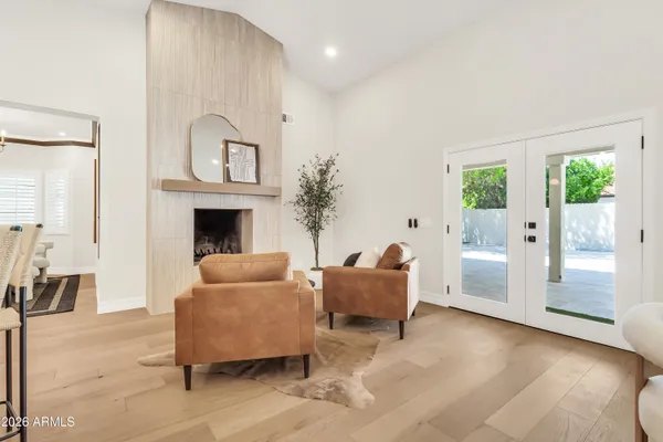 $1,200,000 | 940 East Secretariat Drive, Tempe, AZ 85284