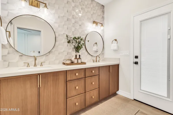 $1,200,000 | 940 East Secretariat Drive, Tempe, AZ 85284