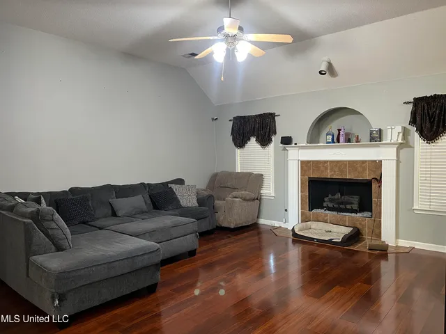 $370,000 | 2748 Savannah Drive, Byhalia, MS 38611