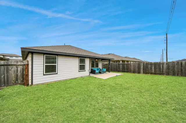 $2,300 | 18819 Allendale Forest Drive, Richmond, TX 77407