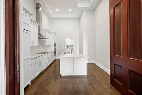 $4,200,000 | 63 Mt Vernon Street, Unit 4, Boston, MA 02108
