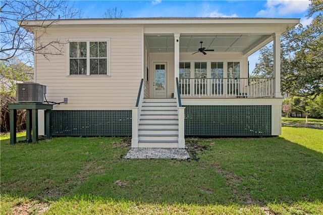 324 Lamarque Street Mandeville, LA 70448 - Photo 18 of 27