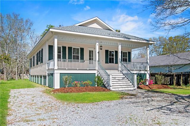 324 Lamarque Street Mandeville, LA 70448 - Photo 2 of 27