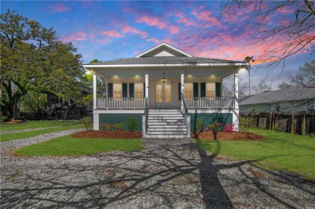 324 Lamarque Street Mandeville, LA 70448 - Photo 3 of 27