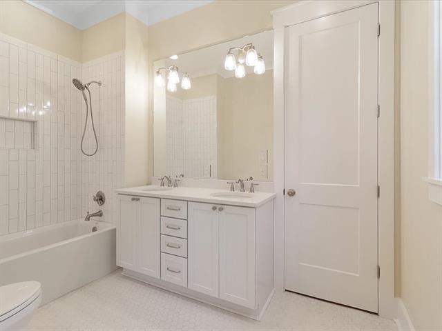 324 Lamarque Street Mandeville, LA 70448 - Photo 9 of 27