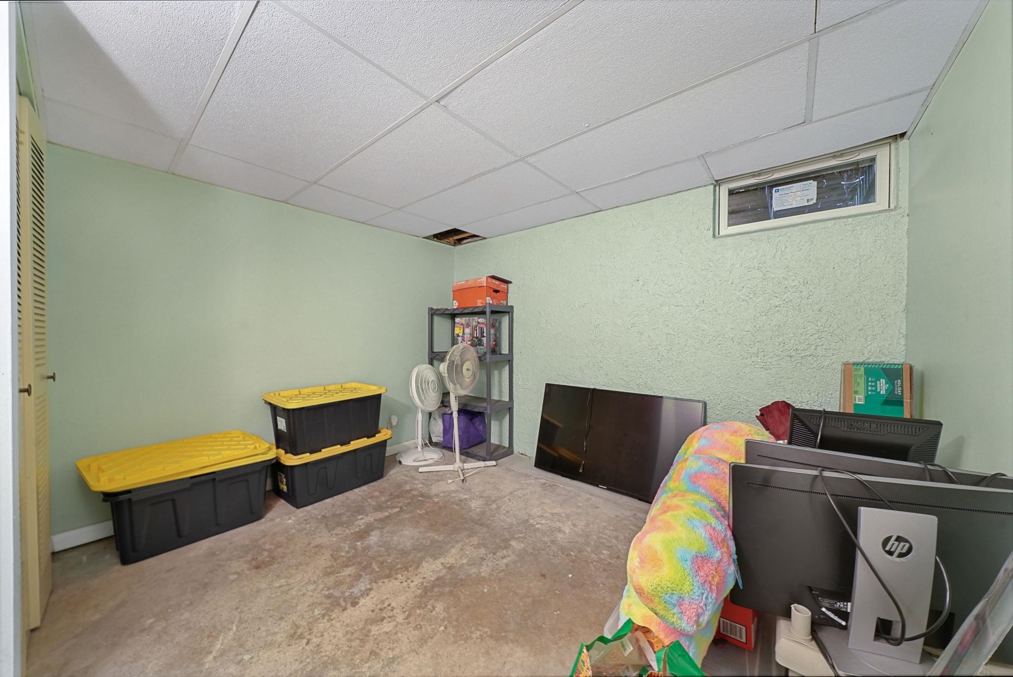 7420 East Birch Point Road Traverse City, MI 49684 - Photo 36 of 61 1938271-9ba8ba15-60ce-49ab-af74-d81d717ecef3.JPG