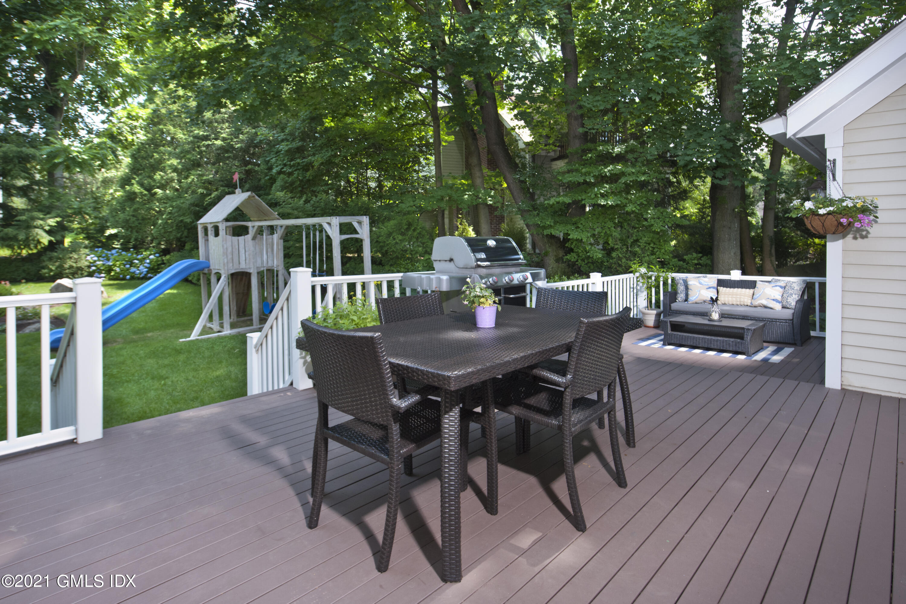 7 Verona Drive Riverside, CT 06878 - Photo 19 of 28 Deck