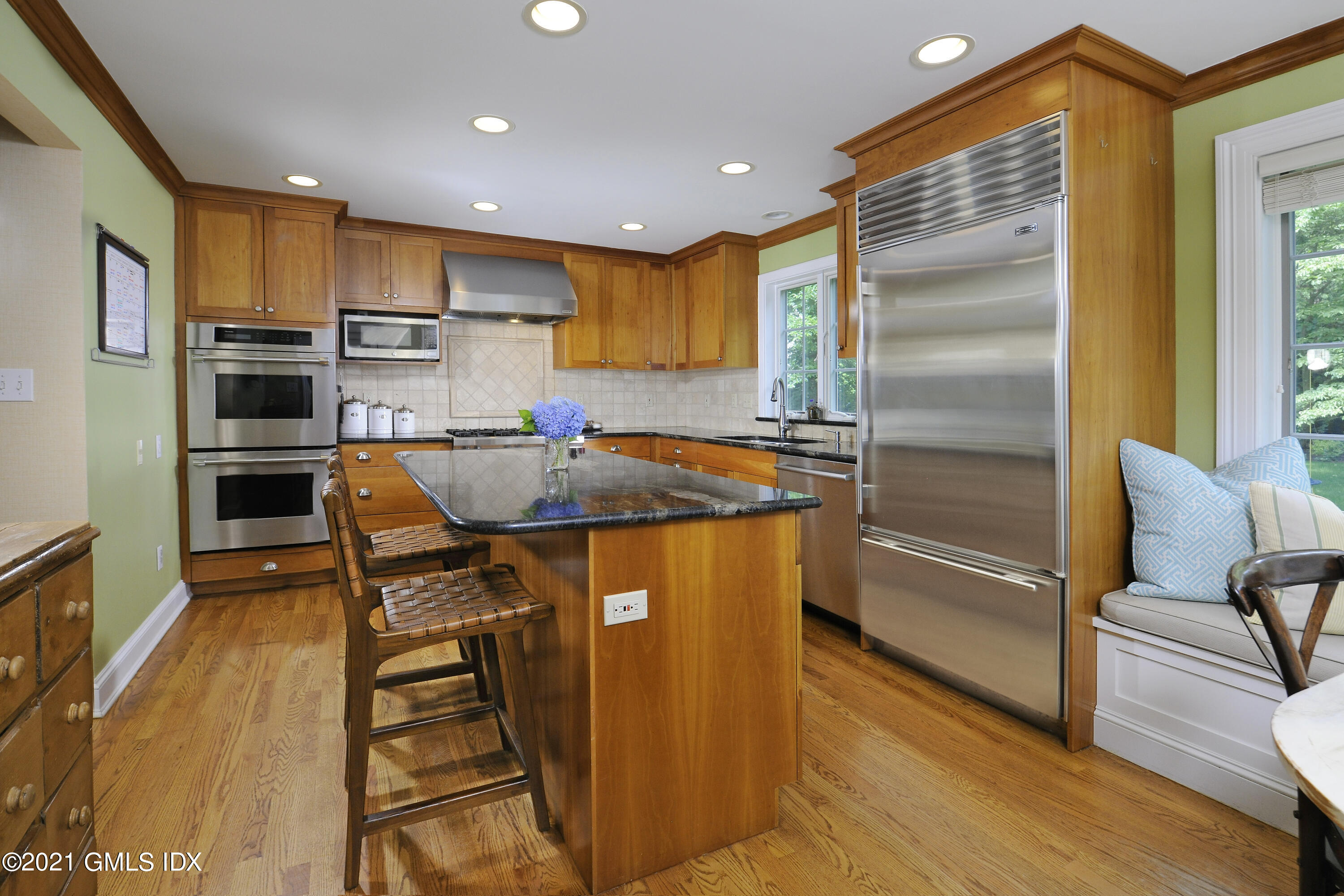 7 Verona Drive Riverside, CT 06878 - Photo 10 of 28 Kitch2