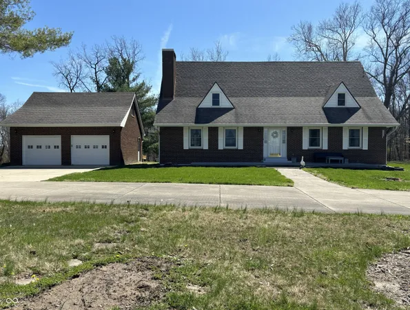 $699,900 | 18945 East Co Road 50 North, Hartsville, IN 47244