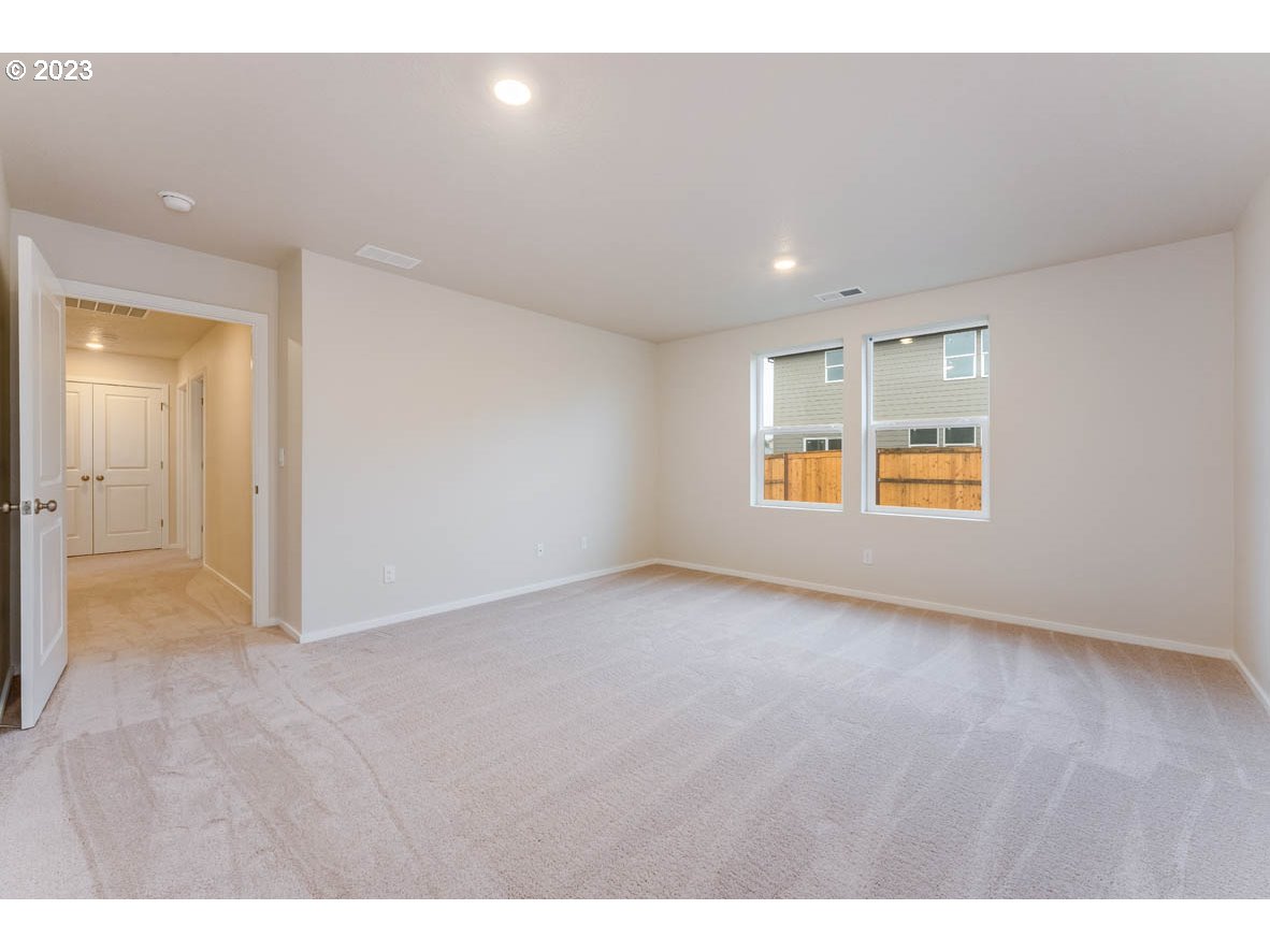 3217 Southeast 35th Street Gresham, OR 97080 - Photo 22 of 30 a view of an empty room with a window