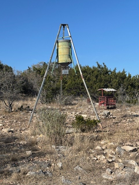 11943 Cr 310 Rocksprings Tx 78880 Rocksprings, TX 78880 - Photo 36 of 61 a aerial view of a house with a yard and mountain view