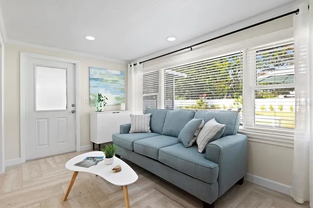 $10,000 | 2641 Martin Street, Sarasota, FL 34237