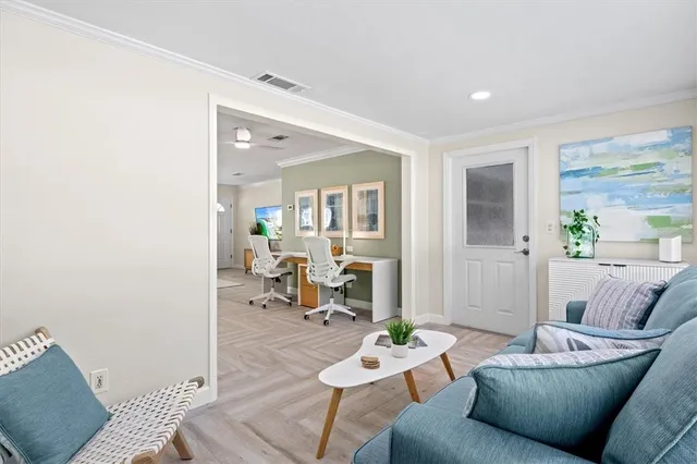 $10,000 | 2641 Martin Street, Sarasota, FL 34237