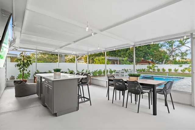 $10,000 | 2641 Martin Street, Sarasota, FL 34237