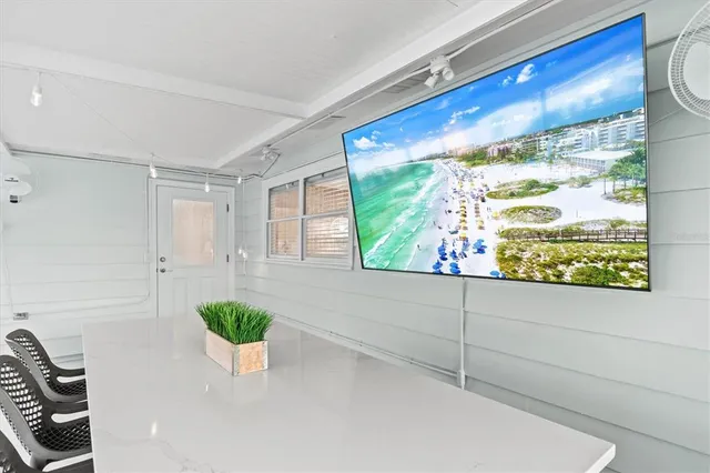 $10,000 | 2641 Martin Street, Sarasota, FL 34237