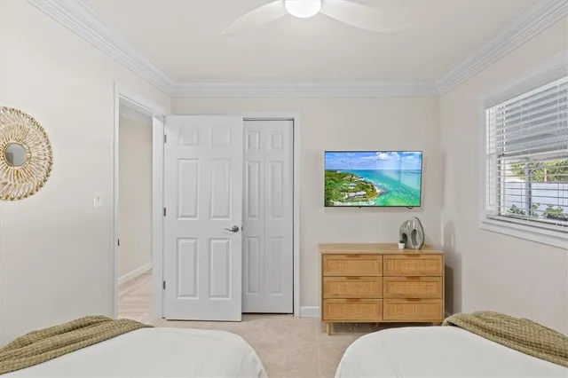 $10,000 | 2641 Martin Street, Sarasota, FL 34237