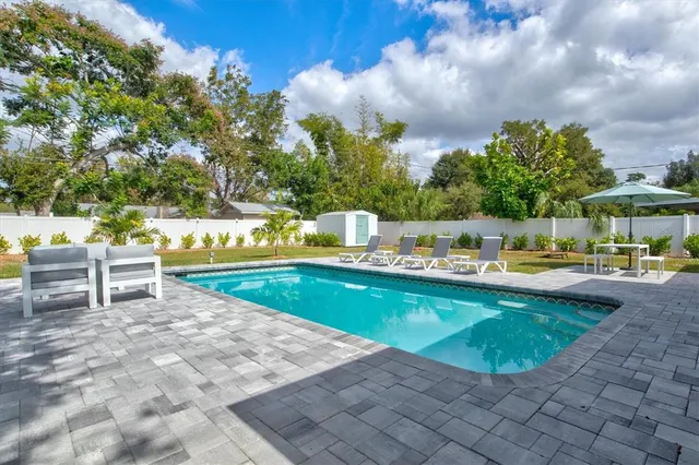 $10,000 | 2641 Martin Street, Sarasota, FL 34237