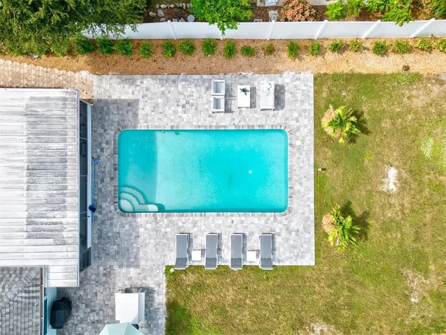 $10,000 | 2641 Martin Street, Sarasota, FL 34237