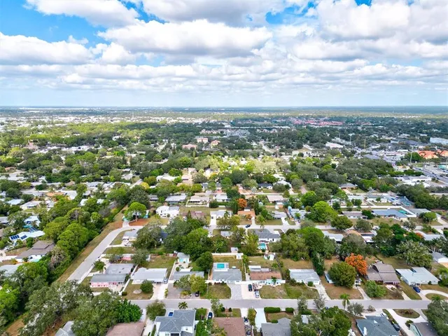 $10,000 | 2641 Martin Street, Sarasota, FL 34237