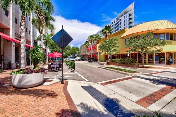 $10,000 | 2641 Martin Street, Sarasota, FL 34237