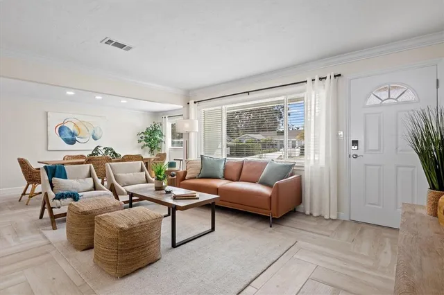 $10,000 | 2641 Martin Street, Sarasota, FL 34237