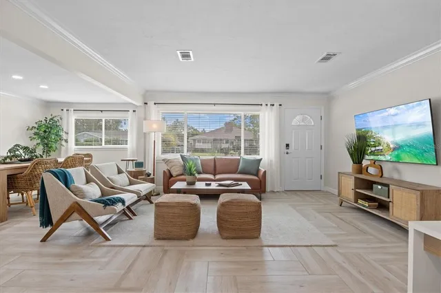 $10,000 | 2641 Martin Street, Sarasota, FL 34237