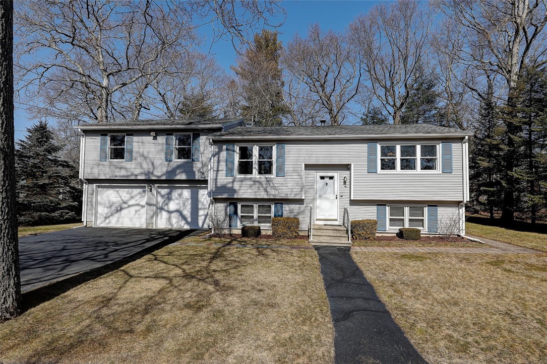 19 Beaver Road Barrington, RI 02806 - Photo 4 of 31 Gallery Image 4