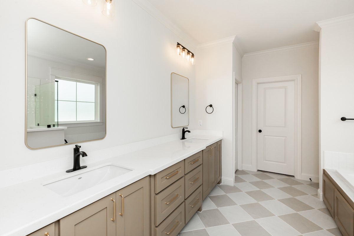 6560 Brayfield Lane Beaumont, TX 77706 - Photo 22 of 38 a spacious bathroom with a double vanity sink mirror and