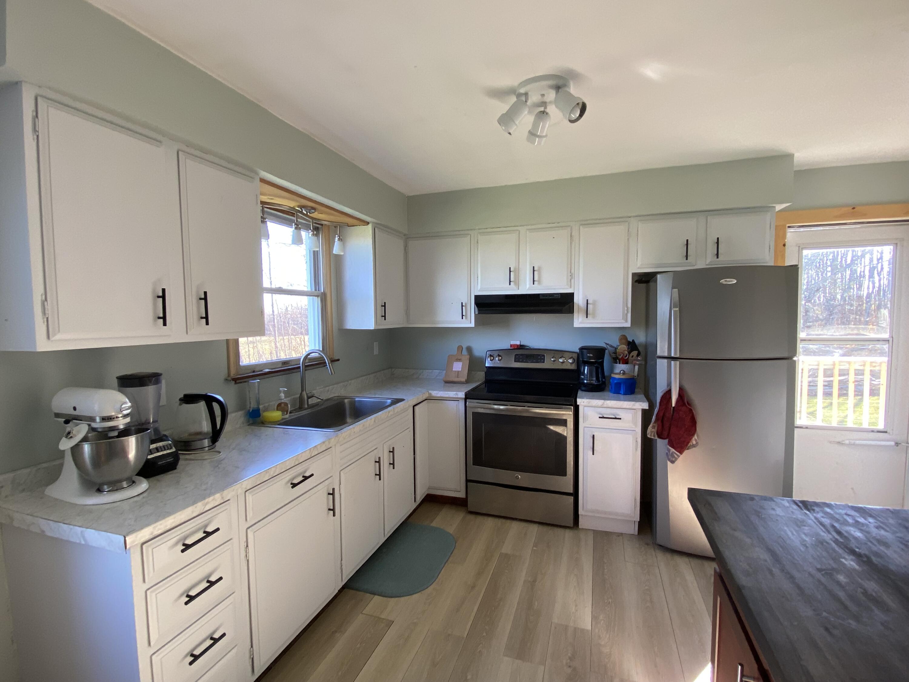 223 Green Road Houlton, ME 04730 - Photo 5 of 14 IMG_9306