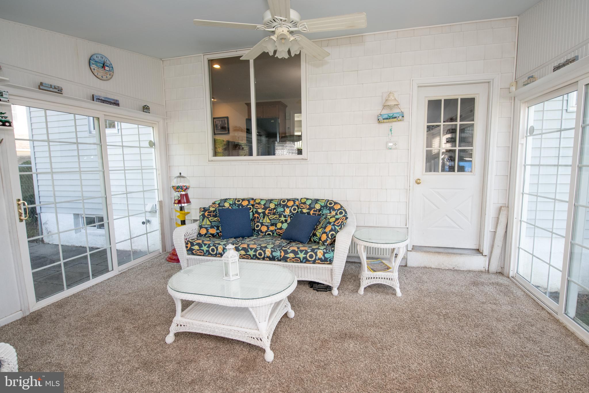 686 Middle Road Warminster, PA 18974 - Photo 16 of 35 Sunroom