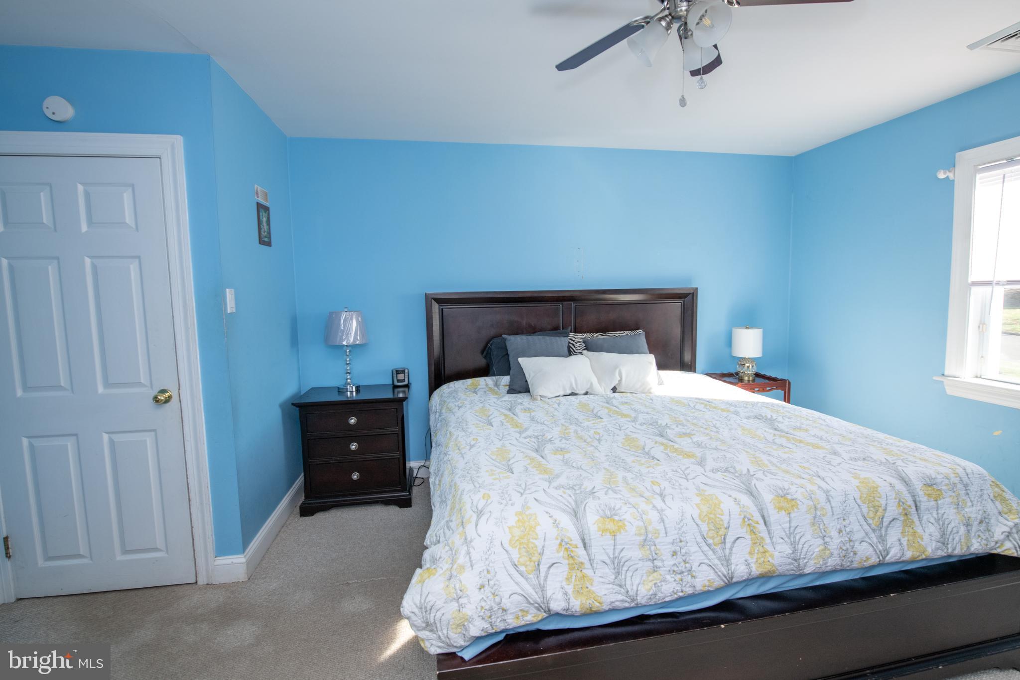 686 Middle Road Warminster, PA 18974 - Photo 21 of 35 Bedroom