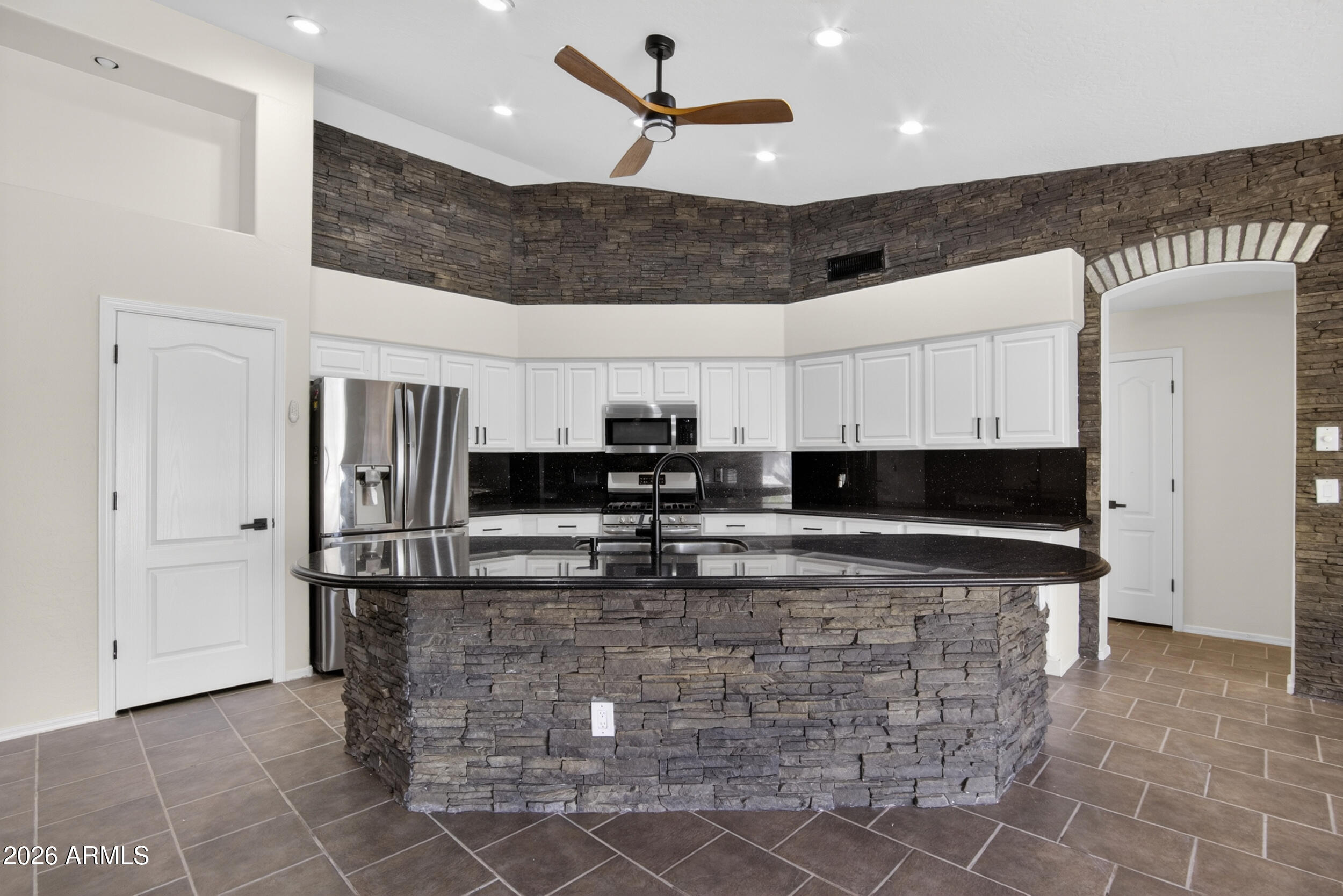 17740 West Copper Ridge Drive Goodyear, AZ 85338 - Photo 4 of 56 4_img_1236