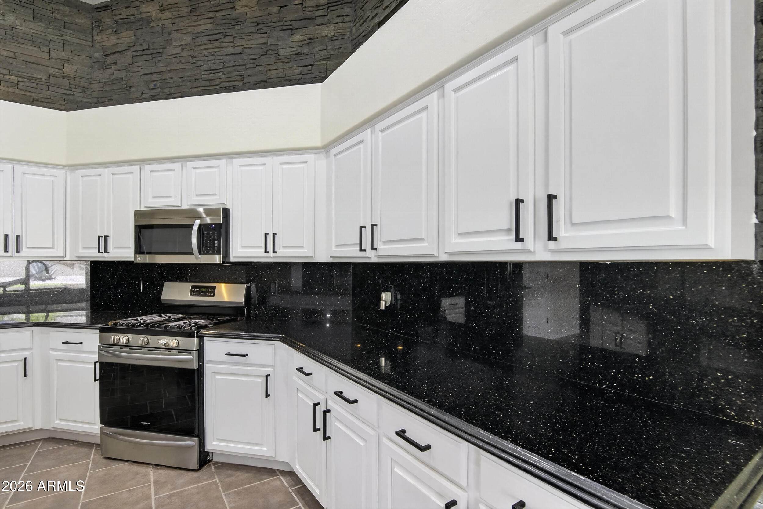 17740 West Copper Ridge Drive Goodyear, AZ 85338 - Photo 6 of 56 6_img_1242