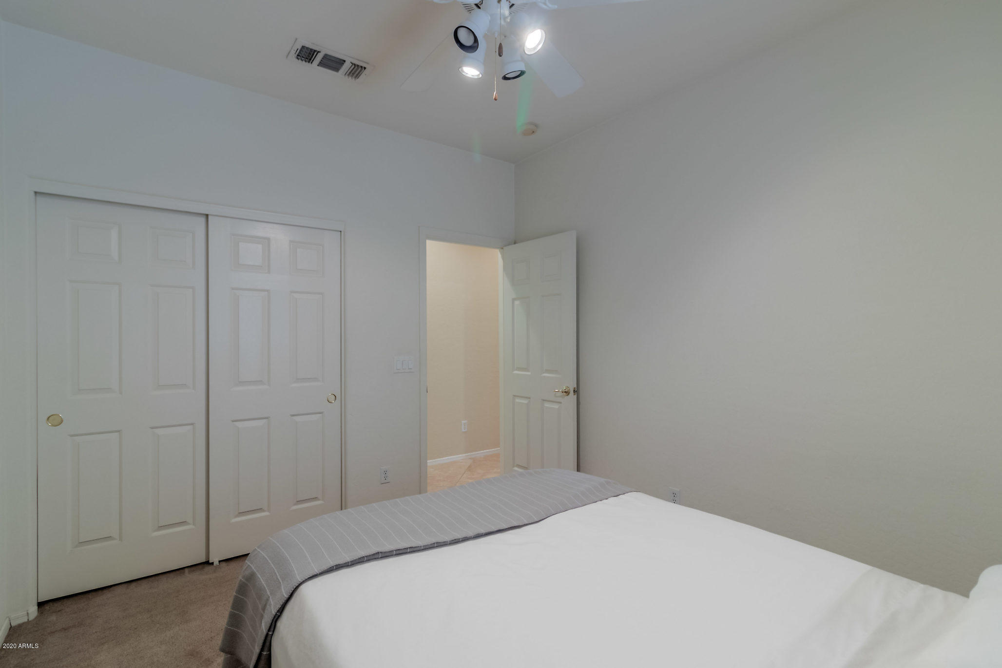 2614 East Fremont Road Phoenix, AZ 85042 - Photo 20 of 29 027-2614EFremontRd-Phoenix-AZ-85042-smal