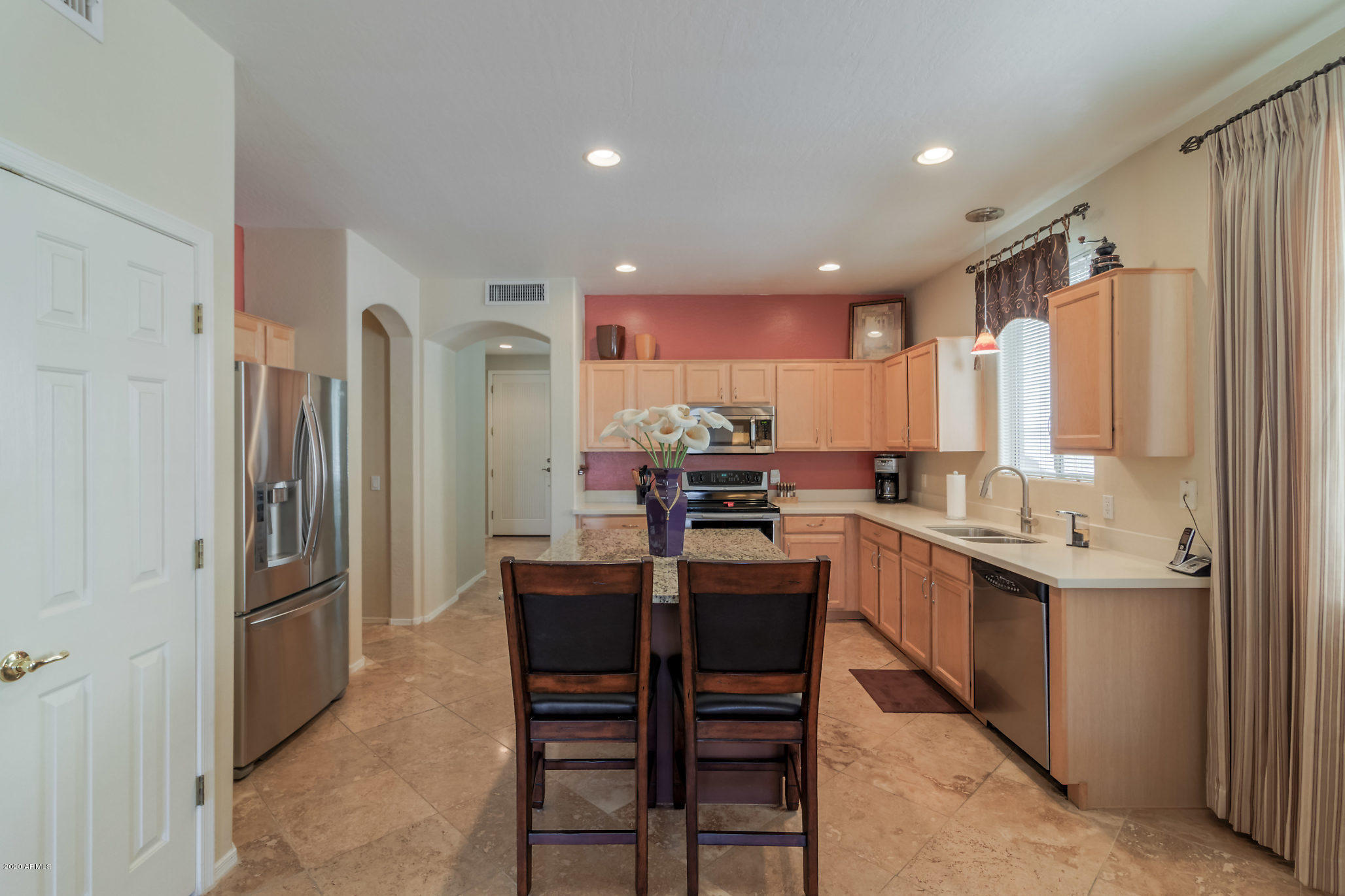 2614 East Fremont Road Phoenix, AZ 85042 - Photo 10 of 29 017-2614EFremontRd-Phoenix-AZ-85042-smal