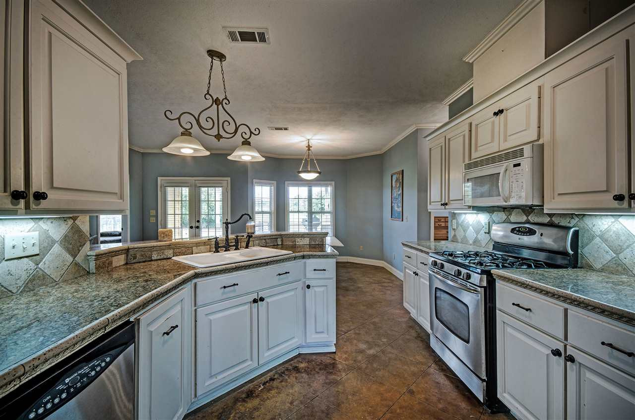 2020 White Road Florence, MS 39073 - Photo 15 of 37 Photo 21