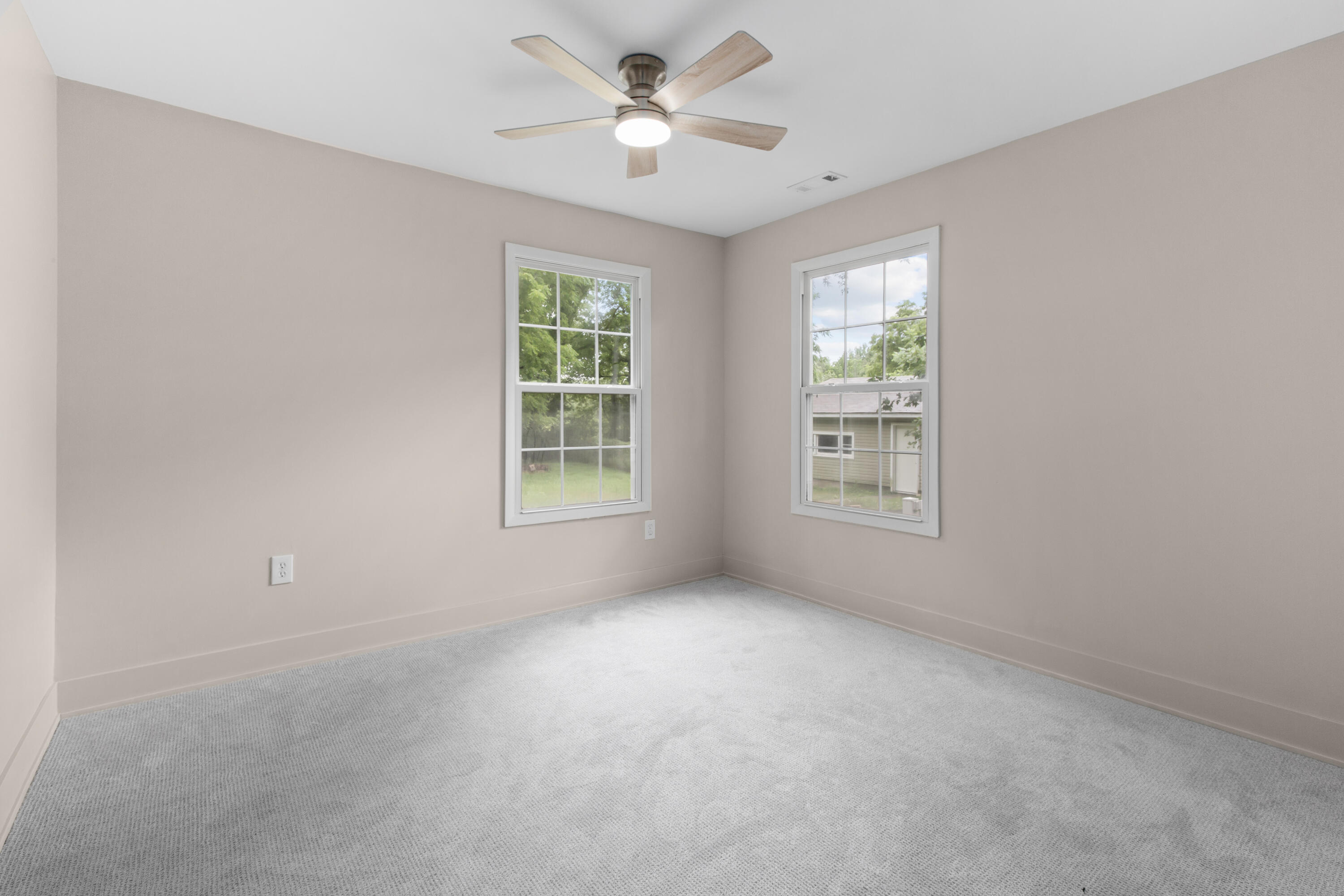 2551 St Road Valparaiso, IN 46385 - Photo 16 of 16 3000x2000