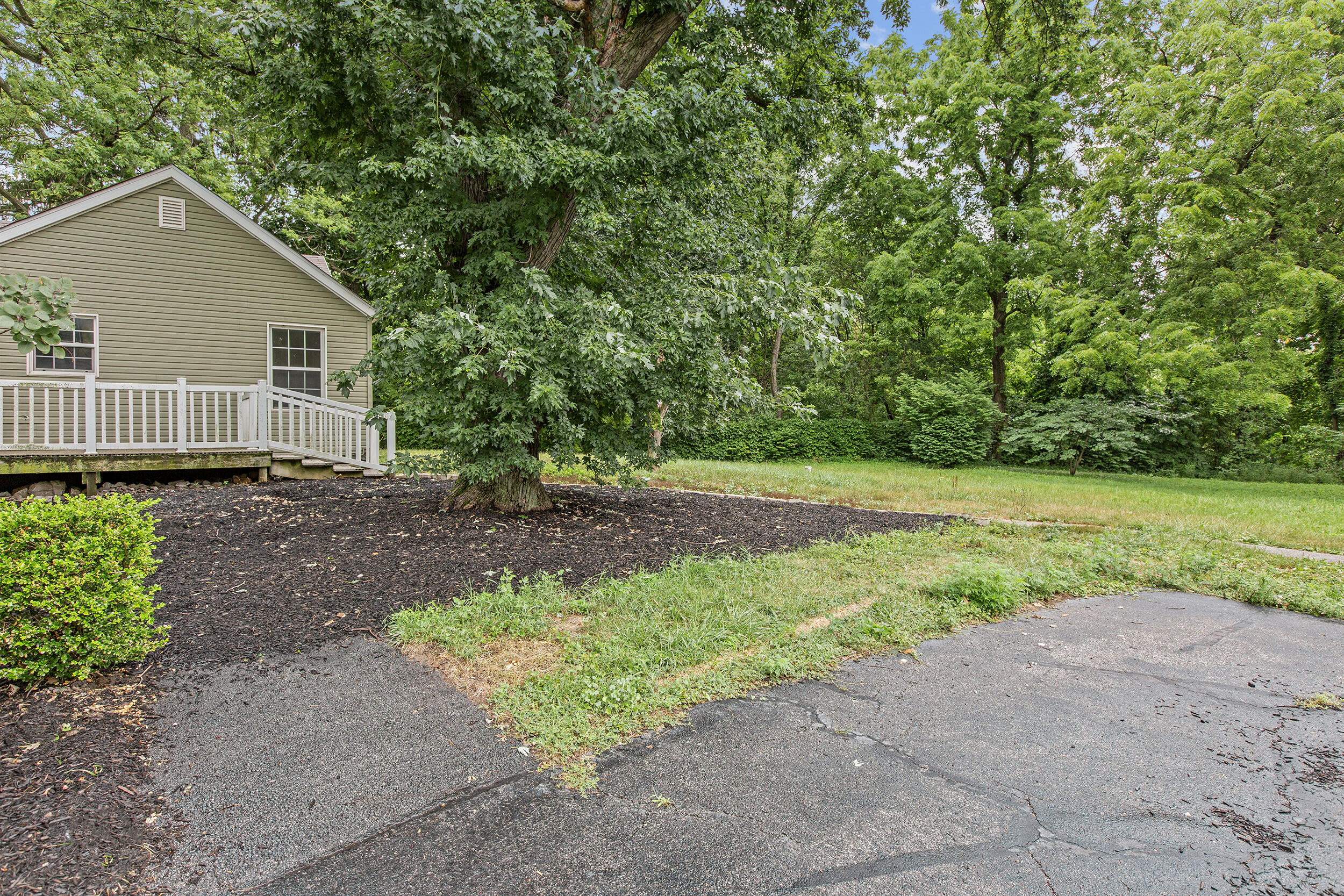 2551 St Road Valparaiso, IN 46385 - Photo 3 of 16 2500x1667
