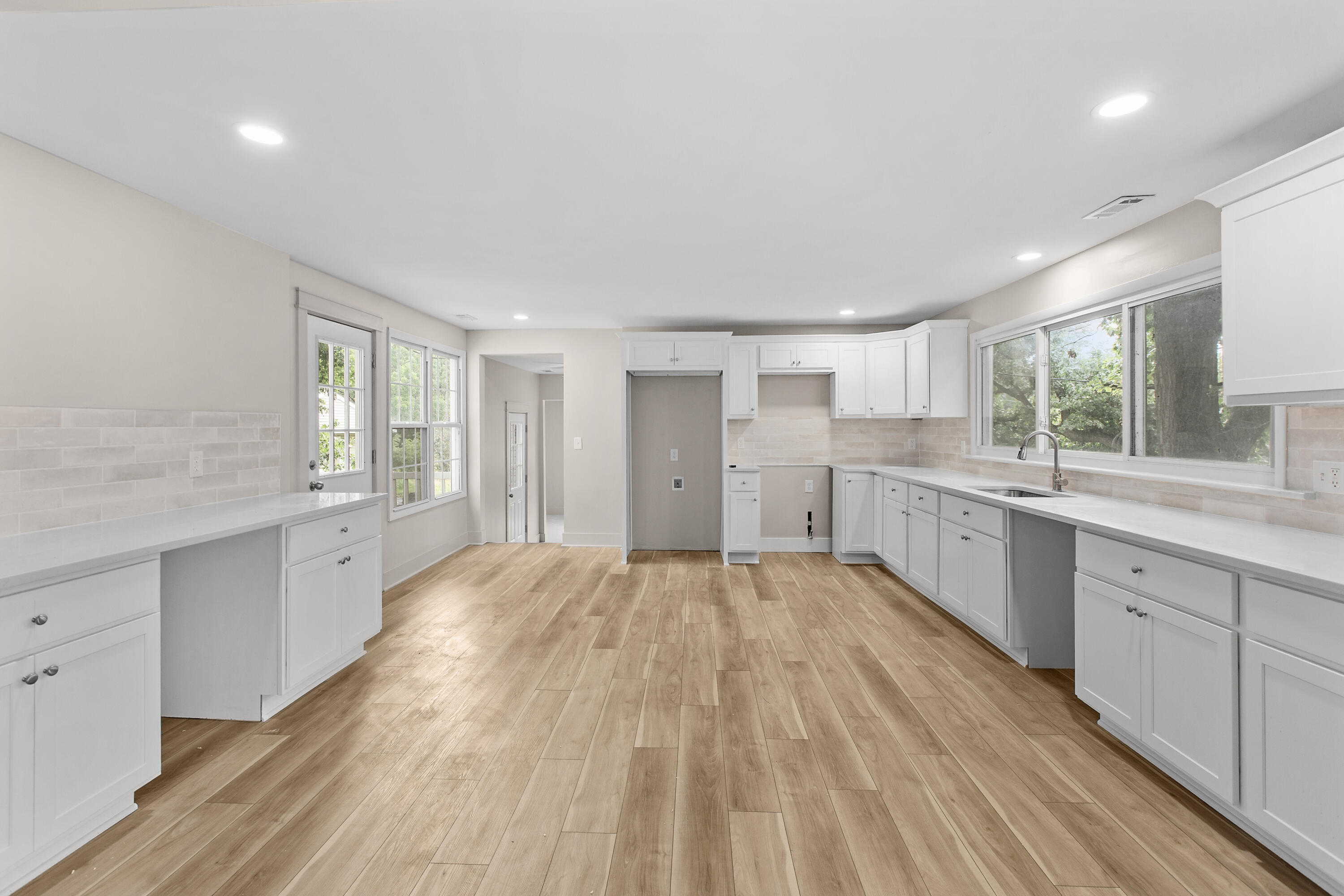 2551 St Road Valparaiso, IN 46385 - Photo 6 of 16 3000x2000